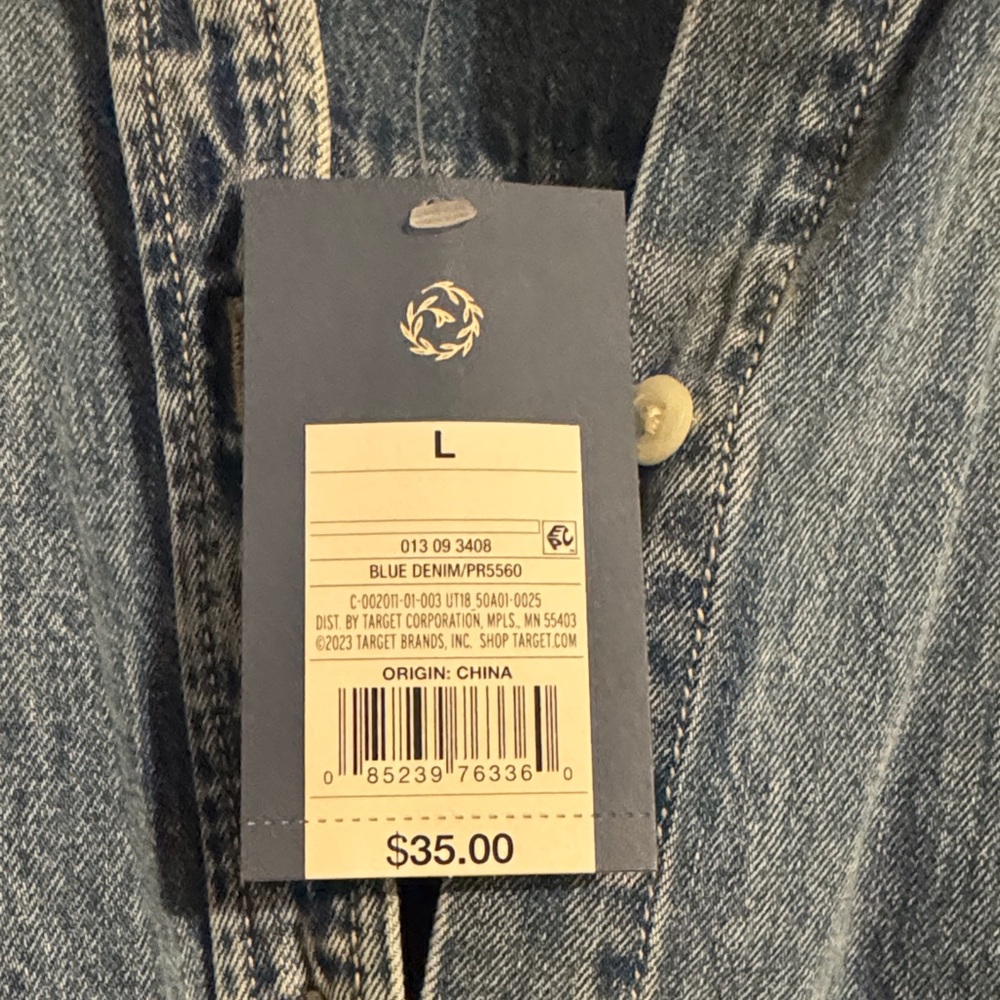 Universal Thread Women's Blue Button Down Shirt D… - image 2